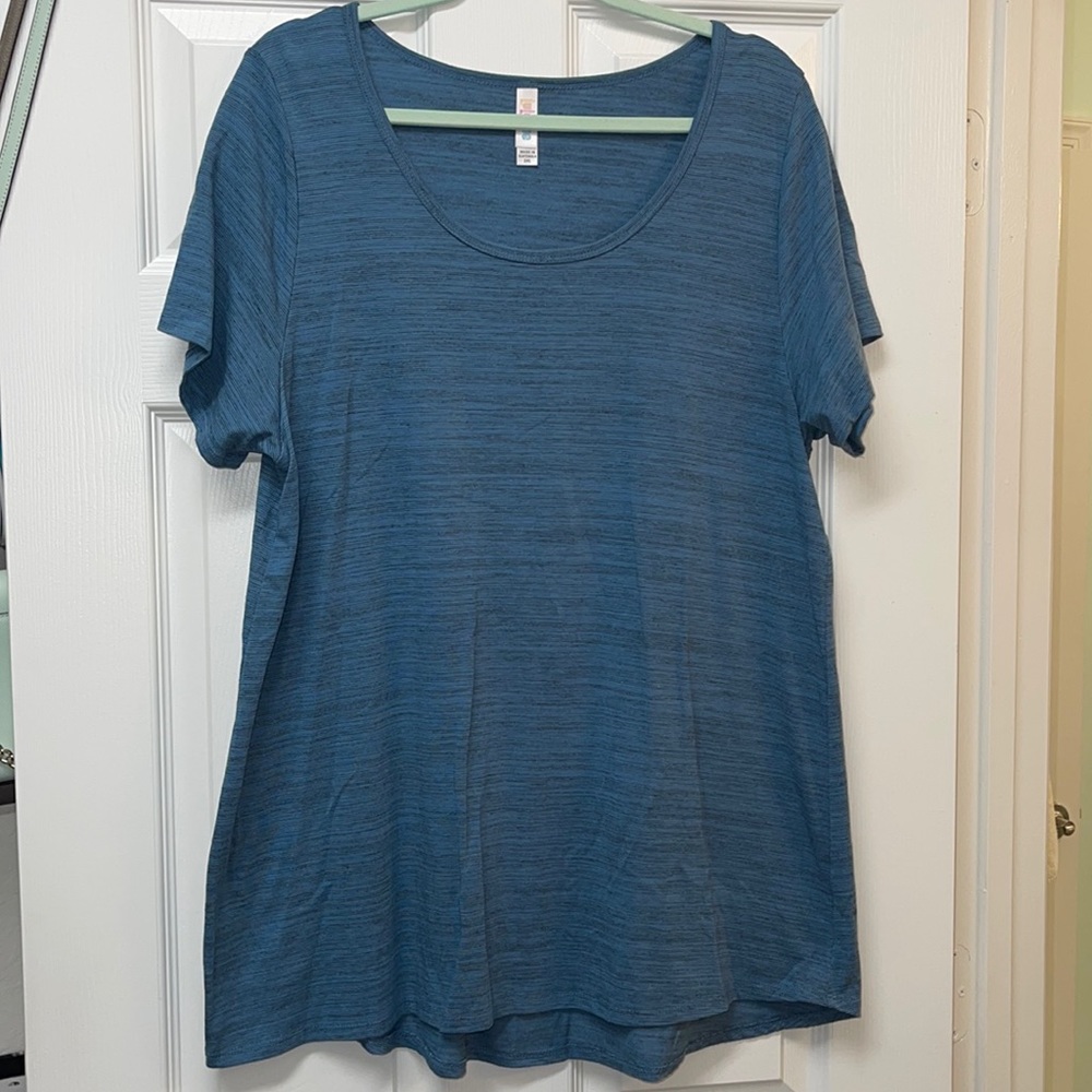 LuLaRoe classic tee 2x